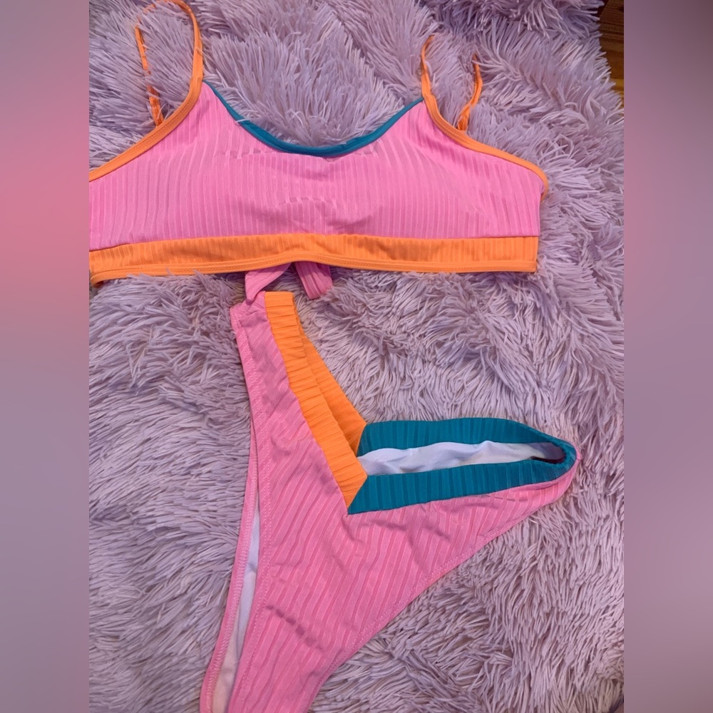 Shein 2 piece color-block bikini, size L